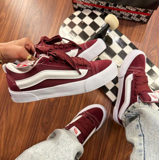 Vans KNU- bordo